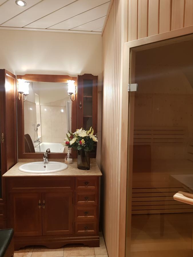 קפרון Exclusive Apartment Sylvie מראה חיצוני תמונה